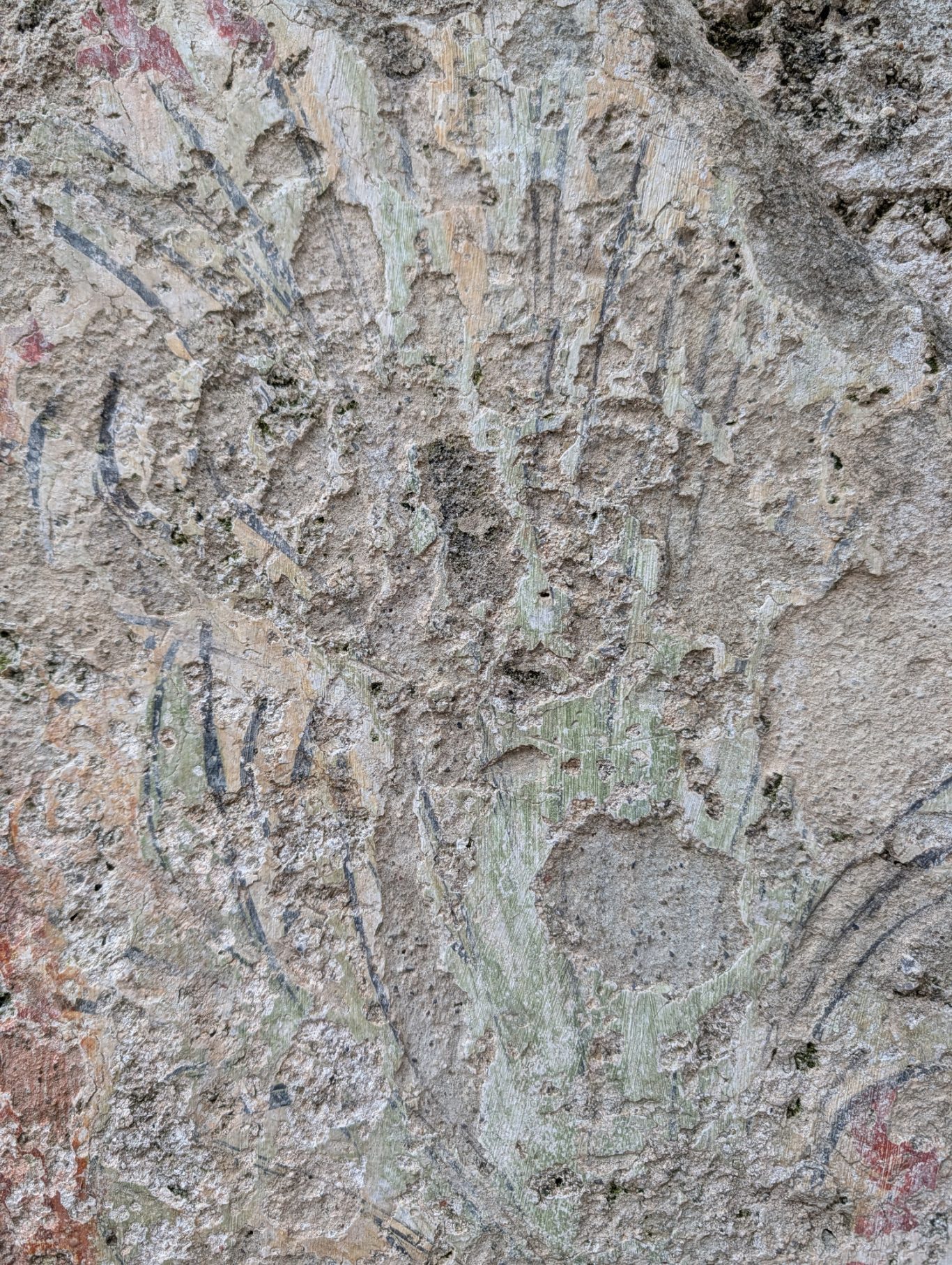 Reste einer floralen Wandmalerei im Castello di Arechi Reste einer floralen Wandmalerei im Castello di Arechi