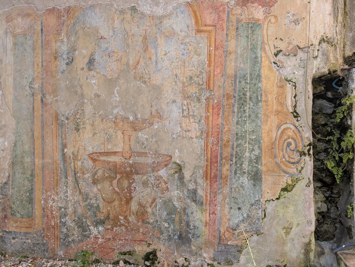 Wandbemalung im Giardino della Minerva Wandbemalung im Giardino della Minerva
