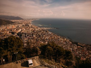Castello di Arechi mit Blick auf die südliche Küstenlinie