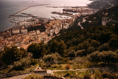 Castello di Arechi - Blick auf den Hafen Salerno
