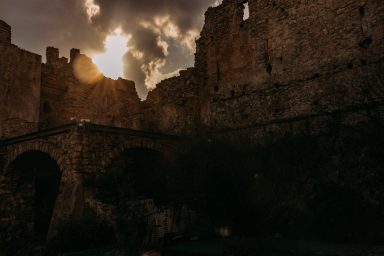 Castello di Arechi mit Zinnenresten