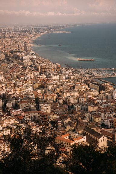 Castello di Arechi - Nach Süden verlaufende Küstenlinie