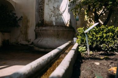Sternbrunnen auf der 4. Ebene des Gartens mit Wasserablauf Ich bin der Sternbrunnen auf der 4. Ebene des Gartens mit Wasserablauf