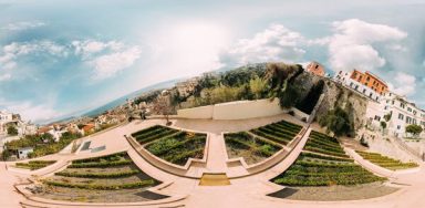 Panoramablick um die Geokoordinate 40°40'53"N 14°45'12"E Panoramablick um die Geokoordinate 40°40'53"N 14°45'12"E